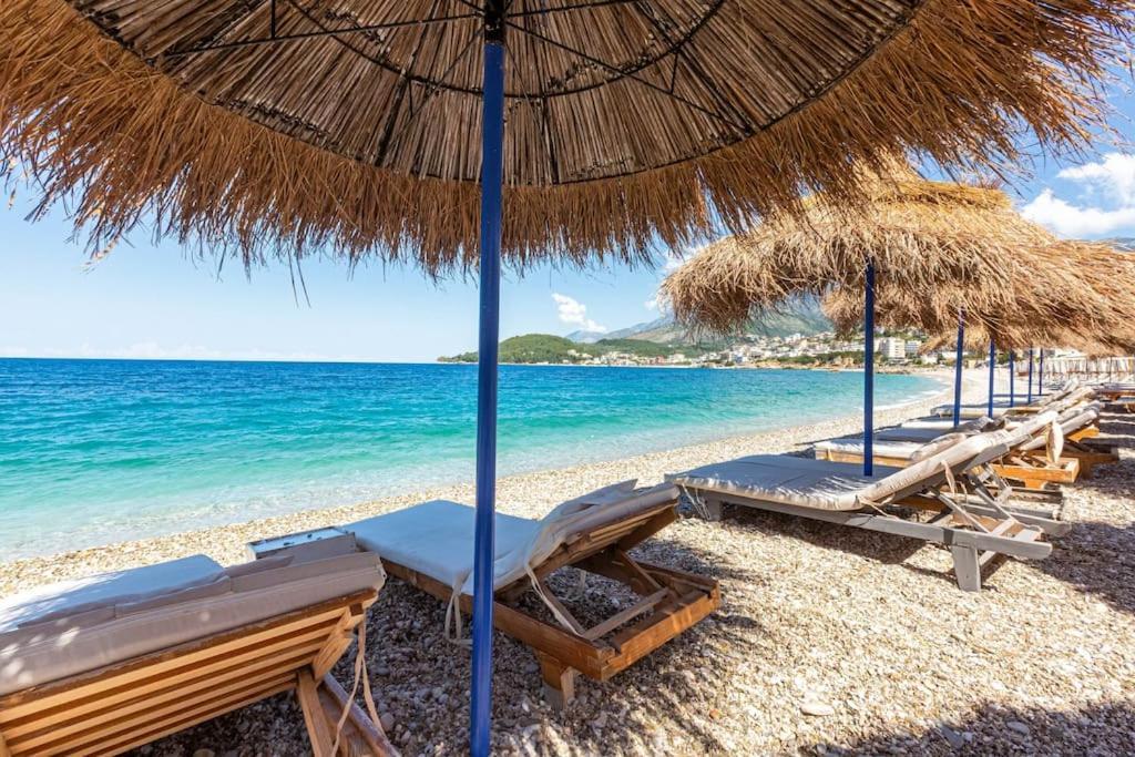 Potamsea Bliss 3 - Front, Sun Beds & Parking Apartamento